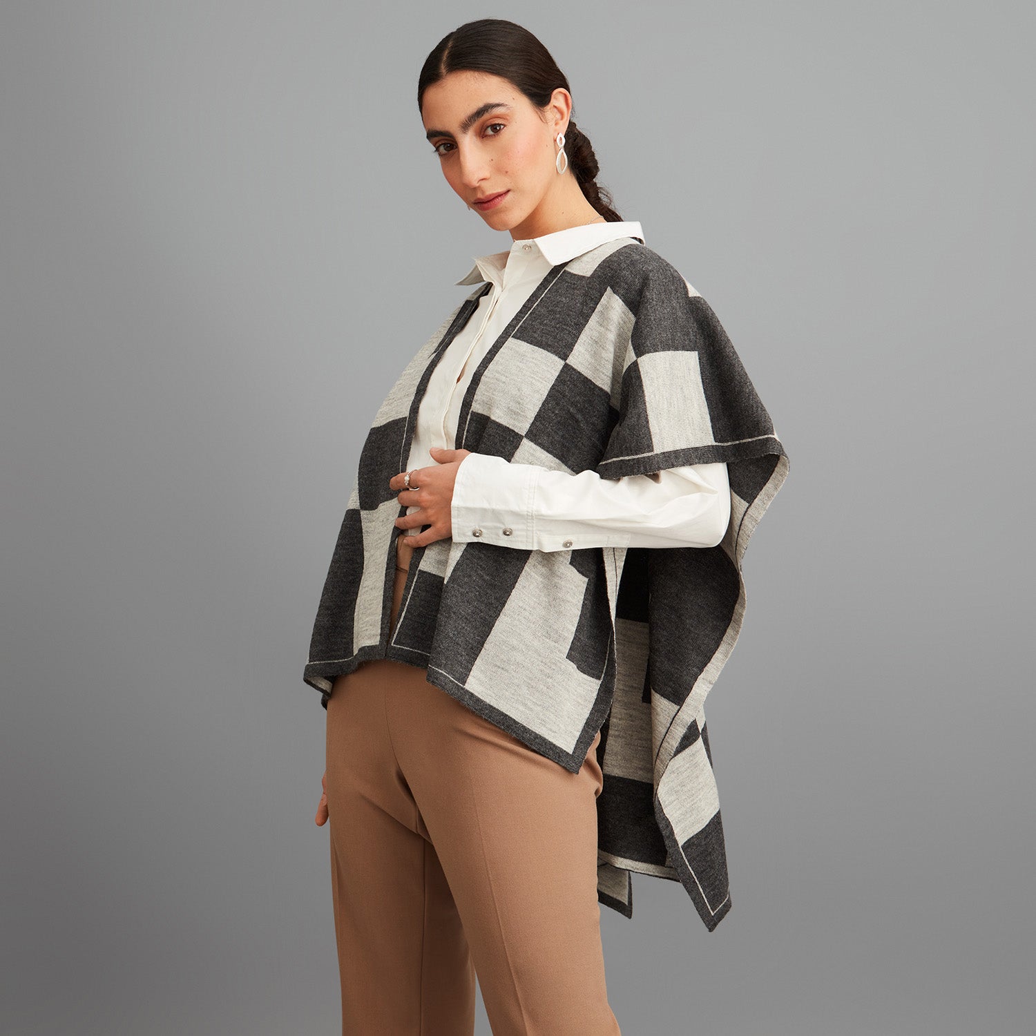 Ruana Gris Alpaca Diseño - Lorenzo di Pontti